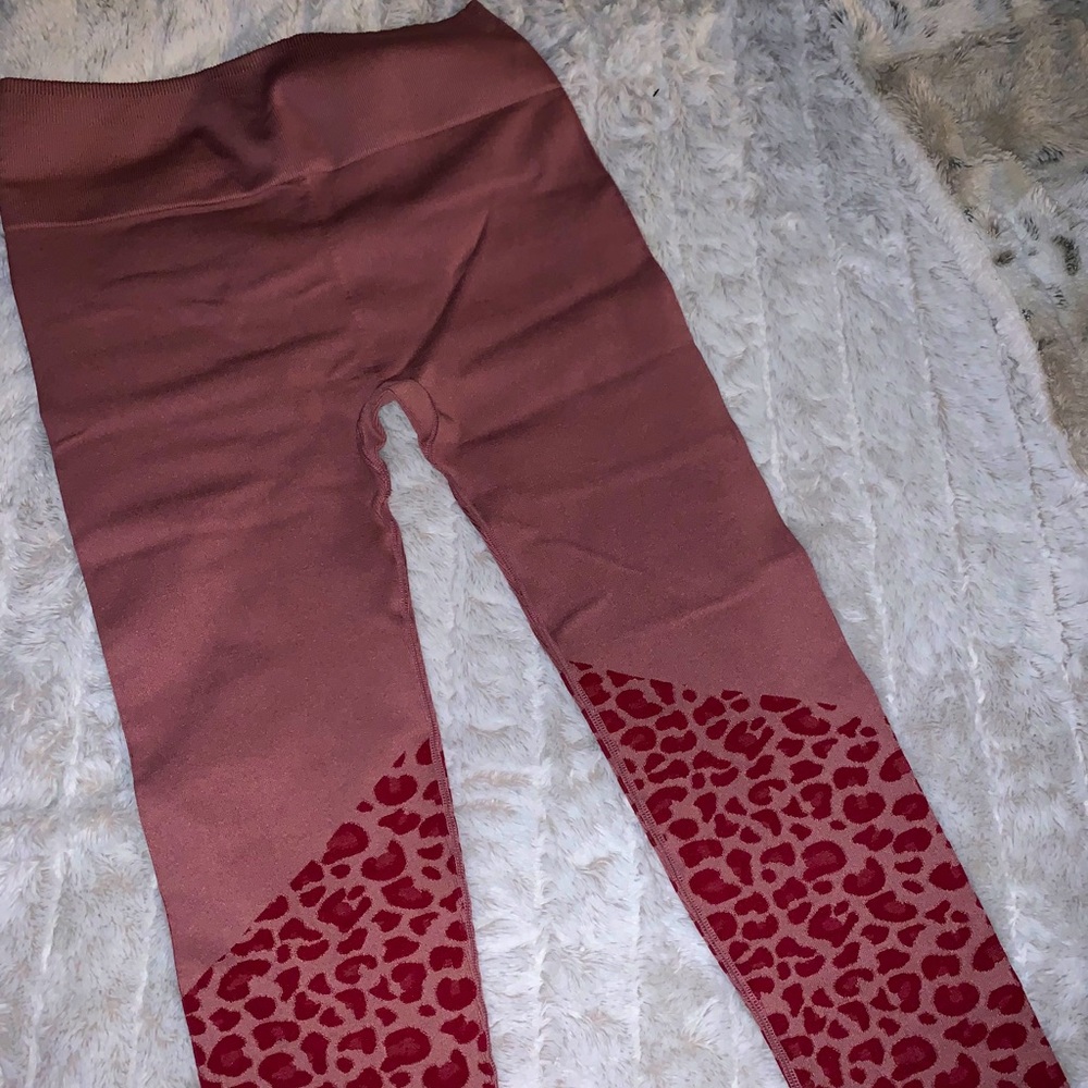 Cheetah fabletics leggings